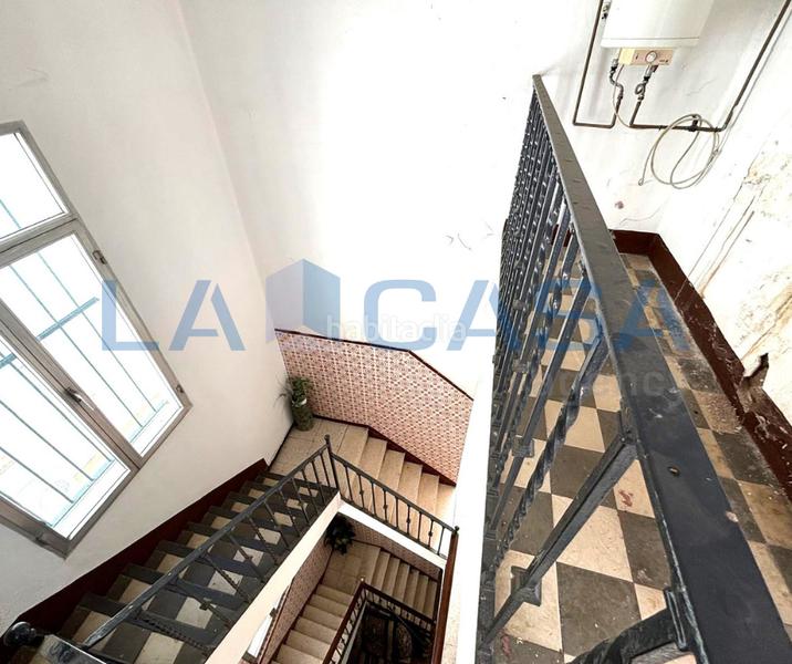 Foto 1a238485-f9a5-42db-930a-ab24b1516da9. House with parking in San Carlos - San José Sevilla