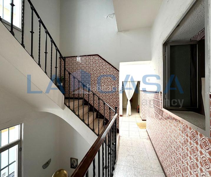 Foto 2da383c5-3b5b-4bb6-bafc-870e78d1b361. Maison avec parking dans San Carlos - San José Sevilla