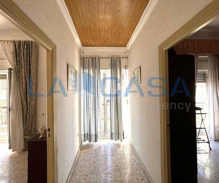 Foto db337f28-f0c8-494c-b517-db3607e75b66. Maison avec parking dans San Carlos - San José Sevilla