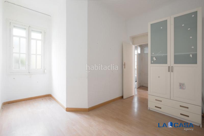 Foto cf81f649-3e9f-4155-a341-87251ed80d6c. Piso en Sol Madrid