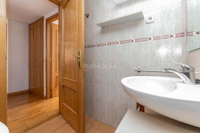 Foto ad56b890-c7bc-4883-ae4e-e83573d3e5e0. Piso en San Isidro Madrid