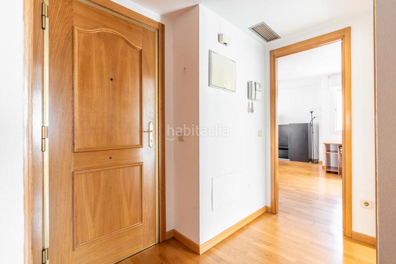 Foto b6d3c08c-2397-4b9f-952d-9a61d8a16ecd. Piso en San Isidro Madrid