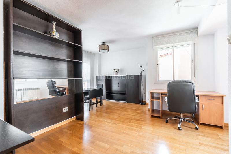 Foto cd02fc39-699f-4110-b409-6903b1149050. Piso en San Isidro Madrid