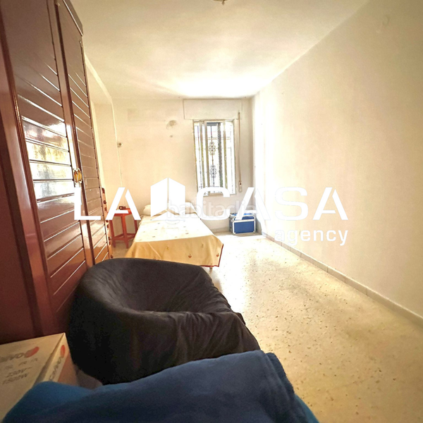 Foto 57ae4341-9858-44dd-a27d-e8043e70a320. Etagenwohnung mit parking in San Julián Sevilla