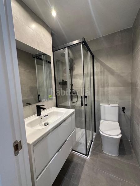 Foto 5f4b065b-3c38-4daf-b76f-1256fa185d4e. Flat with heating pool in Legazpi Madrid