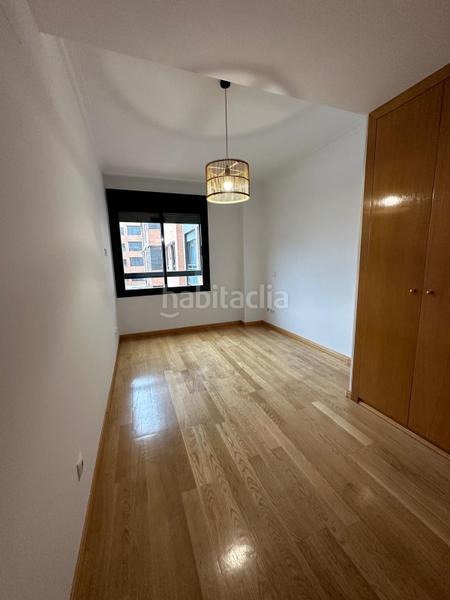 Foto 53a1fe99-a338-49c1-b004-b19221386f8e. Piso en Legazpi Madrid