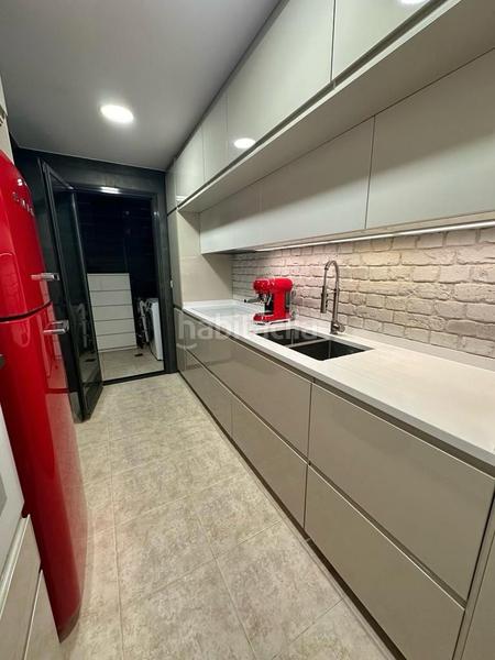 Foto b1f84577-ae92-465c-be86-03b3b1bb8d6f. Piso en Legazpi Madrid