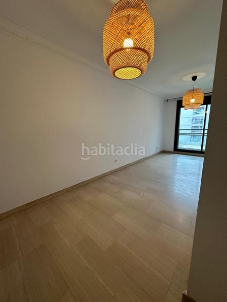 Foto db2f7ea4-009e-4c1e-bc9a-0058283fbaa4. Piso en Legazpi Madrid