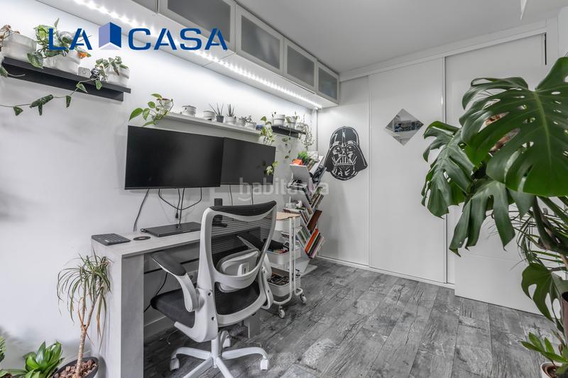 Foto 55fda411-6839-40ee-9119-f4460842c718. Piso en Valdeacederas Madrid