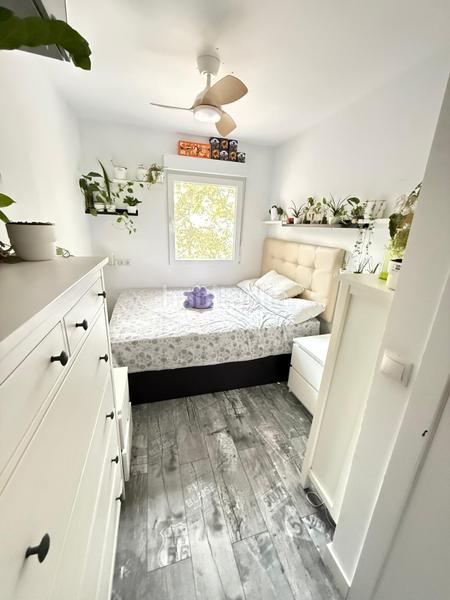 Foto 8a3129bd-9b6b-45f9-9391-90a8e912d1fc. Piso en Valdeacederas Madrid
