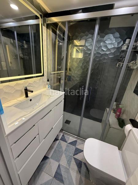 Foto 8ea2b833-f058-4166-a0db-da4e105a723d. Piso en Valdeacederas Madrid