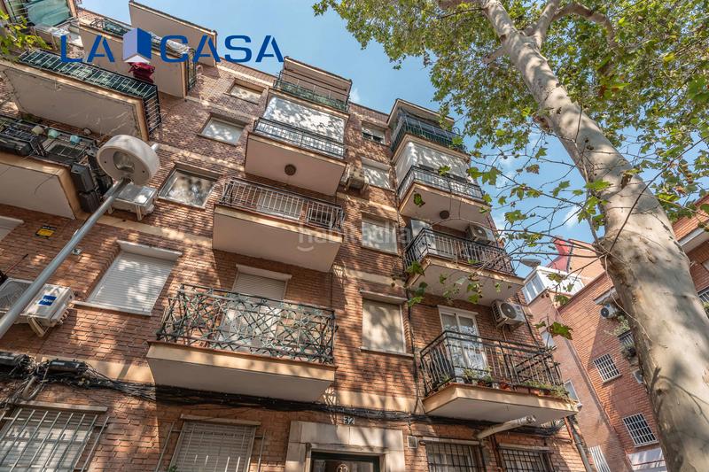 Foto 91d5b2c4-8c0d-41ea-b9ee-5870f92eeed2. Piso en Valdeacederas Madrid