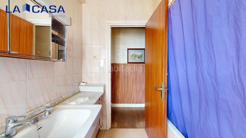 Foto acbc4966-7546-45b6-a2d3-490f68fb3341. Piso en Zabala Bilbao