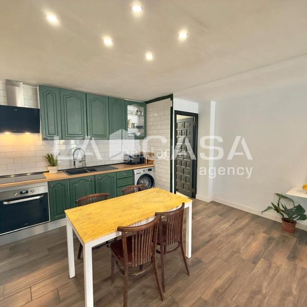 Foto 96000b29-d4a6-4986-bed4-f7c445a76bb3. Appartamento in Cruz Roja Sevilla