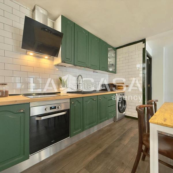 Foto f708a33e-da42-47e6-8f0b-423113d36210. Pis a Cruz Roja Sevilla