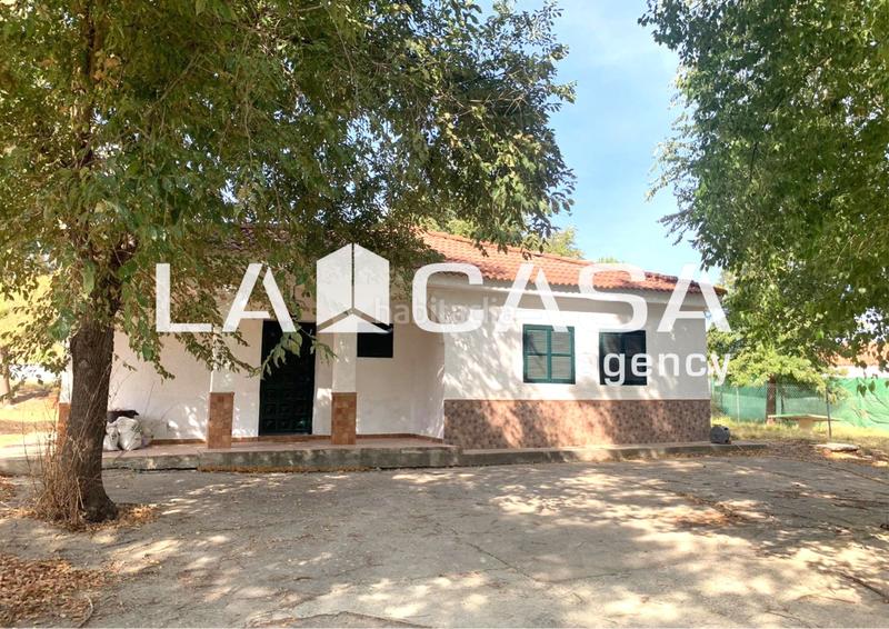 Foto a4b6b50a-f39b-49bf-8aa0-db5682bc0a8a. Chalet avec parking piscine dans Sanlúcar la Mayor