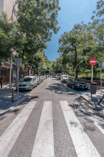 Foto 50de7bdc-c15f-4756-b9cc-dd80c15f39d7. Piso en Imperial Madrid