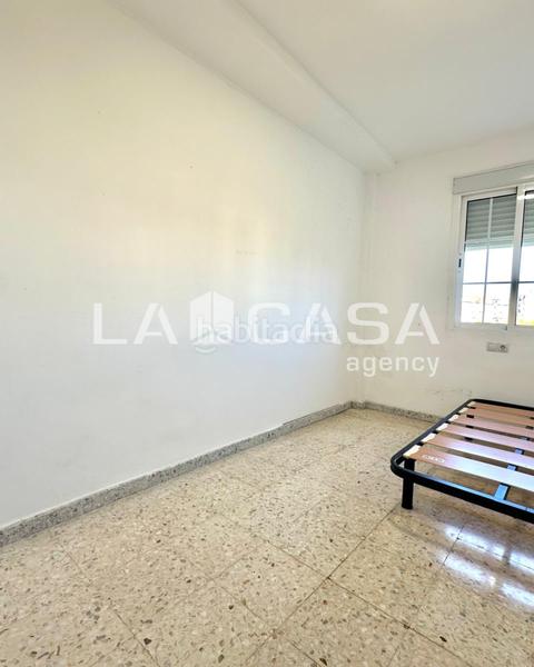 Foto 283dd817-bf67-49bc-bd42-89d5499b82f0. Etagenwohnung in El Torrejón - El Cerezo Sevilla