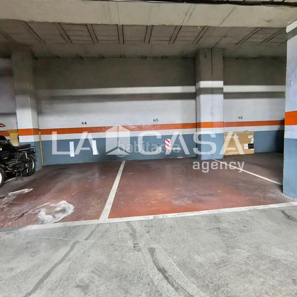 Foto 063f81cf-10aa-40d9-a05d-083fa0333c42. Appartamento con parcheggio in colores - entreparques Sevilla