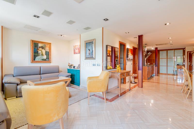 Foto 408cef2d-cf6d-43c3-b2d1-71e5a575ed9d. Piso en Comillas Madrid