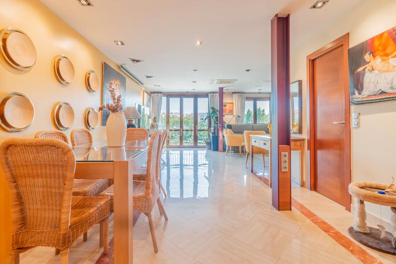 Foto e6e7ae9e-0fc5-4f6e-9398-66869290edad. Piso en Comillas Madrid