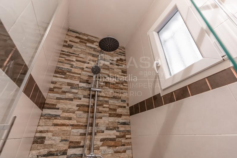 Foto 8ceb315a-b8dd-4a3b-b5a3-5bfa42afc50f. Appartamento con riscaldamento in Fuente del Berro Madrid