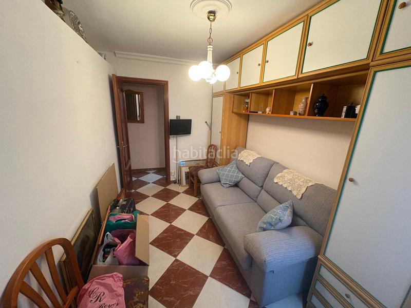 Foto 048683ec-2a29-4fdd-a005-c83ecd0ee2e0. Flat in Juan XXIII - Rochelambert Sevilla