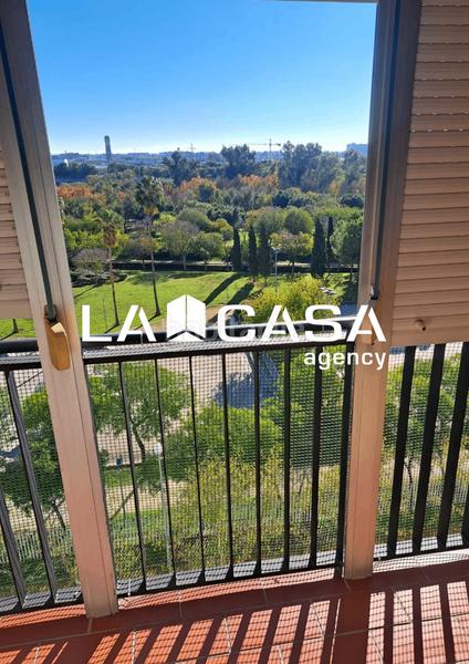 Foto ad406a83-8a85-42e6-be41-ef7cbe34b0e0. Appartement avec parking dans Pino Montano - Consolación Sevilla