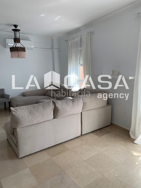 Foto 0ce78199-c8a6-4a42-a0b7-8d655a8af458. Pis a Centro - Doña Mercedes Dos Hermanas