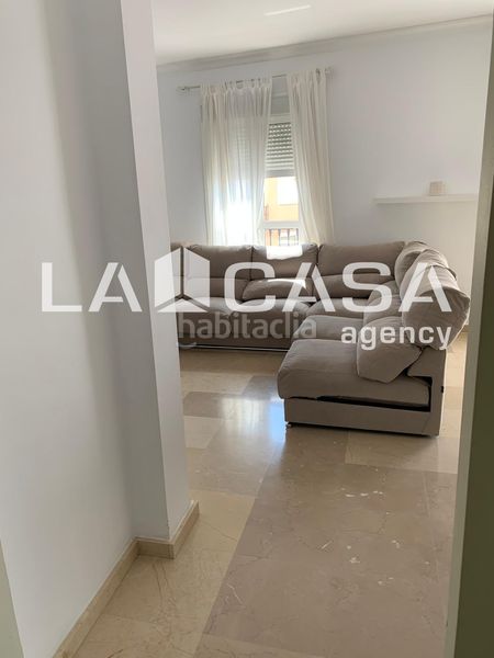 Foto aa5d4b07-c428-41ac-bab2-a4dd7fa695c0. Pis a Centro - Doña Mercedes Dos Hermanas