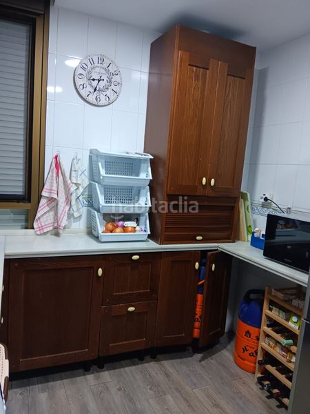 Foto 66c3a60f-f875-431b-aaf9-6c026f1314e7. Pis amb aparcament a colores - entreparques Sevilla