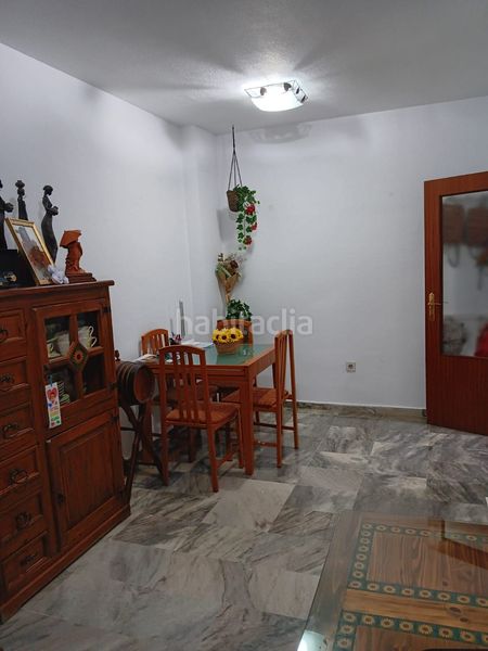 Foto a99729e6-6f64-4017-a426-4e1cd7297114. Pis amb aparcament a colores - entreparques Sevilla