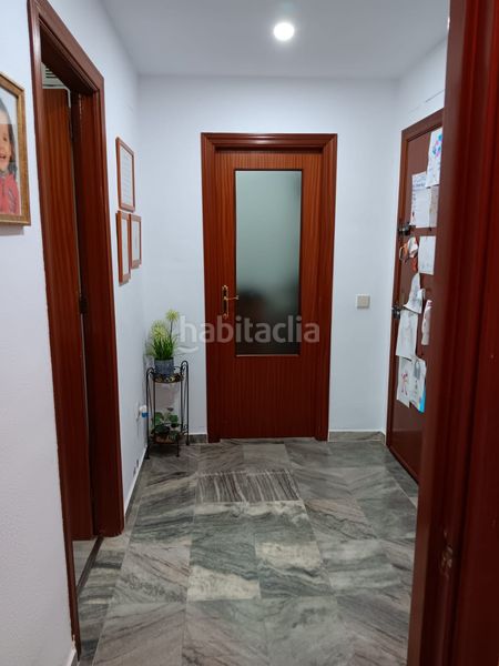 Foto ccd32fa3-c11b-45c4-8146-a667a33dec06. Pis amb aparcament a colores - entreparques Sevilla