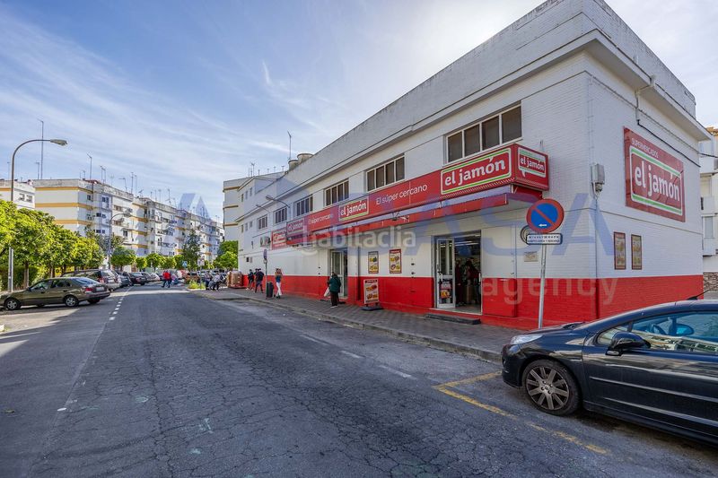 Foto e21726f5-45d3-4567-a4d6-3d3b442f86c4. Pis a Cruz Roja Sevilla