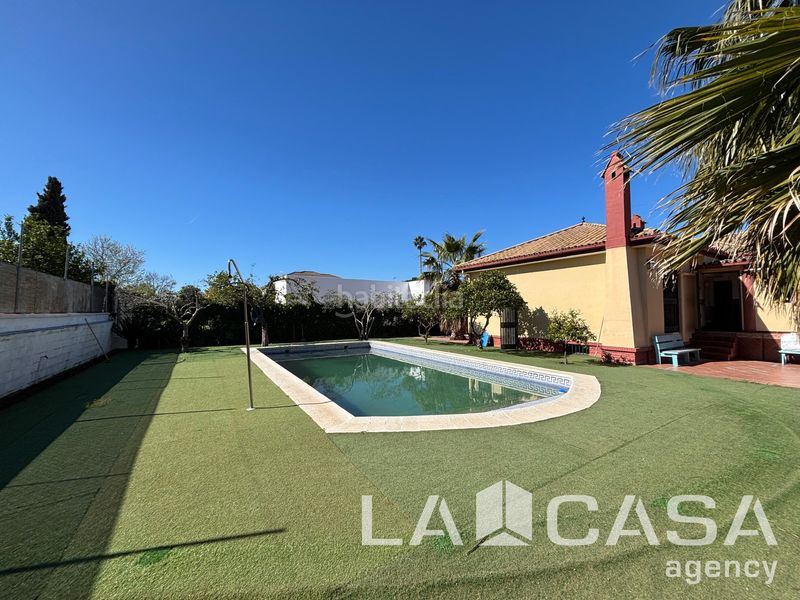 Foto e7fdef7a-646f-41dd-950e-ba2eb543f3e8. Chalet en Condequinto Montequinto
