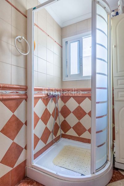 Foto c758aa1a-87c4-4e57-8d84-c13eec2d9218. Pis a Juan XXIII - Rochelambert Sevilla