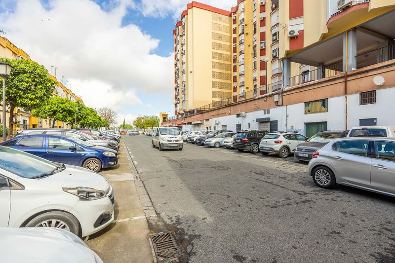 Foto d881f4f8-37a4-41e1-bf5b-c0f97c2454f9. Pis a Juan XXIII - Rochelambert Sevilla