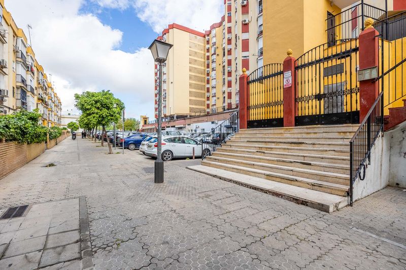 Foto d9518d44-513f-4116-a6ee-a7c29317d0b9. Pis a Juan XXIII - Rochelambert Sevilla