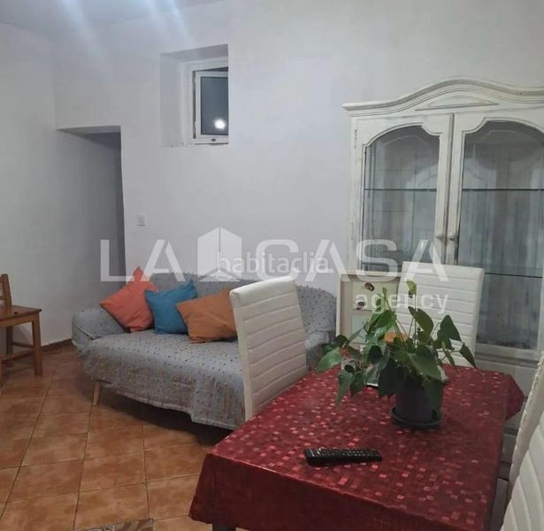 Foto 43c97f89-dce9-411f-87fd-71a70bdbd585. Ground floor in Barrios (Los)
