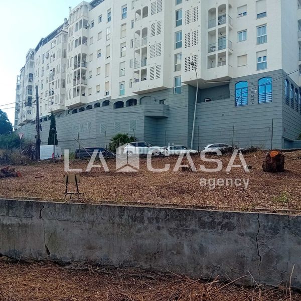 Foto 57413e1c-acab-4371-90ea-98e4ecb80310. Terreno residencial en San Bernabé Algeciras