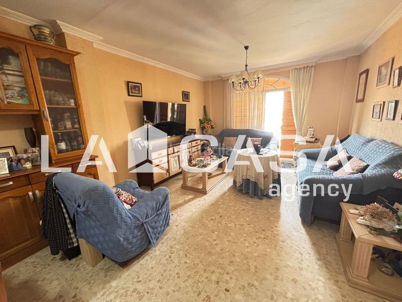 Foto 4f57ec16-8872-4452-a5be-b925c2b1c79d. Casa amb aparcament a Casco Antiguo Algeciras