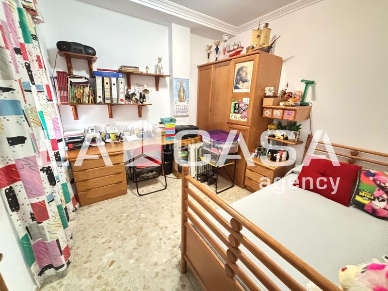 Foto 9c1d87dd-2a5a-4fa9-9d15-bd804245e2f8. Casa amb aparcament a Casco Antiguo Algeciras