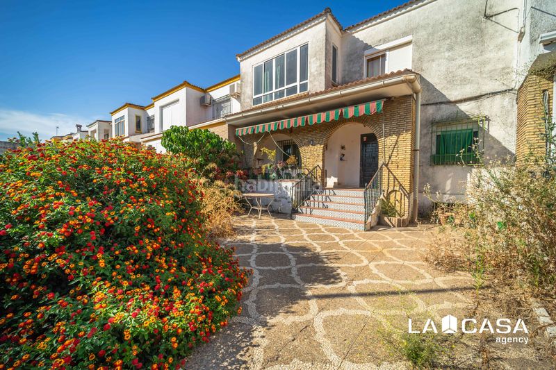 Foto 479547bd-e95f-4683-b895-6714c9cb24e7. Casa a Arco Norte - Avda España Dos Hermanas