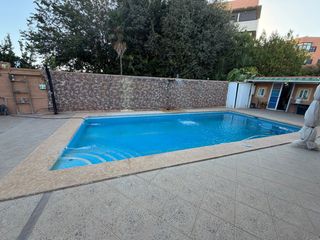 Semi detached house in Cerros de Montequinto