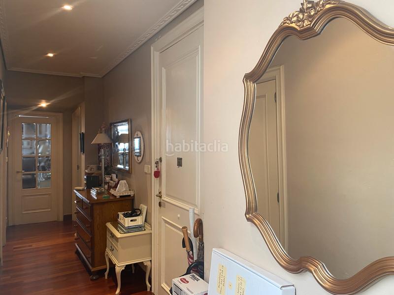 Foto 9cbe1bfa-b5a6-4408-a313-81915245a35d. Appartement dans Abandoibarra - Guggenheim Bilbao