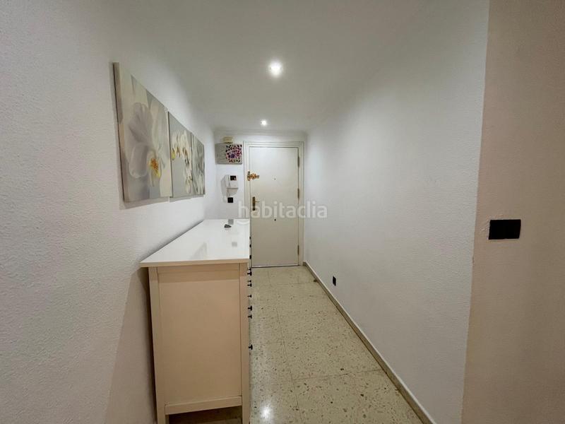 Foto b052f7b6-39de-49f3-98cc-e1114df56897. Piso magnifica vivienda en Babel con urbanizacion completa en Alicante