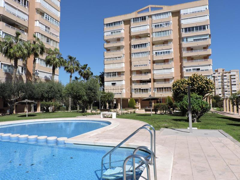 Foto acee1baf-ba08-42d9-a2e3-5af034aab111. Piso  todo exterior, soleado, urb. completa, garajetrastero a 5 minutos Playa de San Juan en Alicante