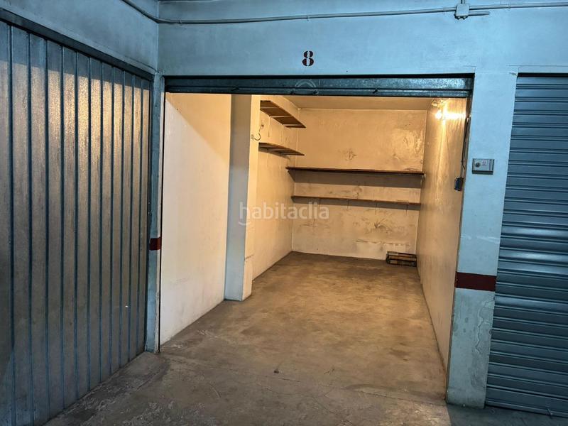 Foto 4e2b99a6-39fe-4f38-bdf3-f4d91bacead6. Piso soledado piso, semireformado con ascensor cerca avd chapi en Elda
