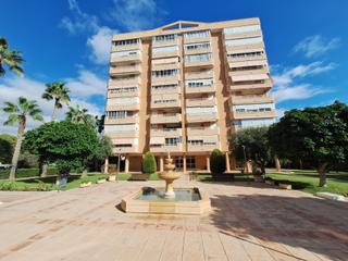 Pis  Avenida de los países escandinavos. Luminoso piso, todo exterior, con calefacción en una de las mejo