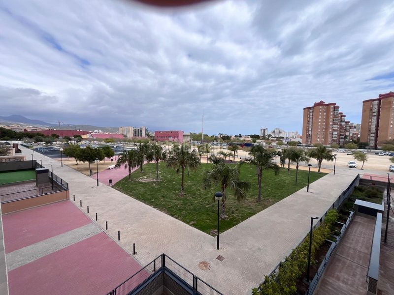 Foto 37be33e2-bede-4b24-a3e3-f49311b63cd2. Pis amb calefacció aparcament piscina a Campello Pueblo Campello (el)